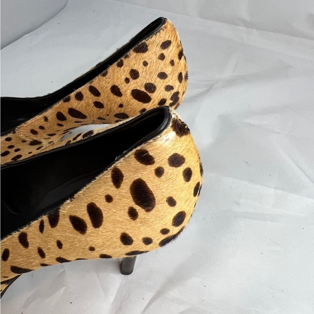 Tory Burch Cheetah Print Calf Hair Heels Pumps Women's Size 8M Classic Style - Picture 8 of 15